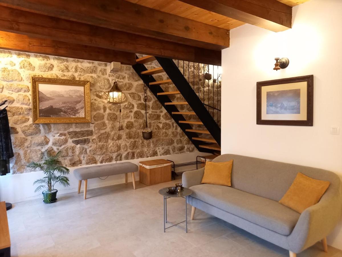 Romantic Stone House By The Sea **** Kotor Eksteriør bilde